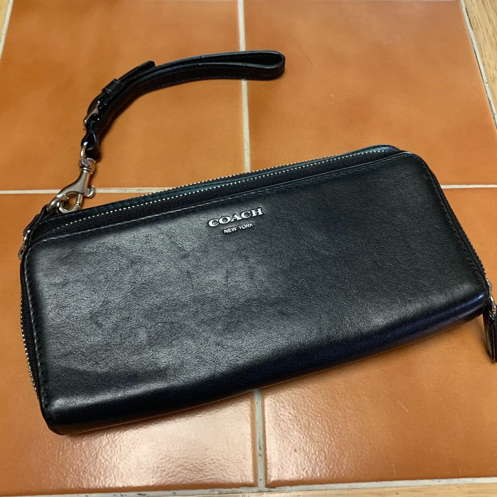 COACH  Bleecker Legacy Wristlet Wallet 48026